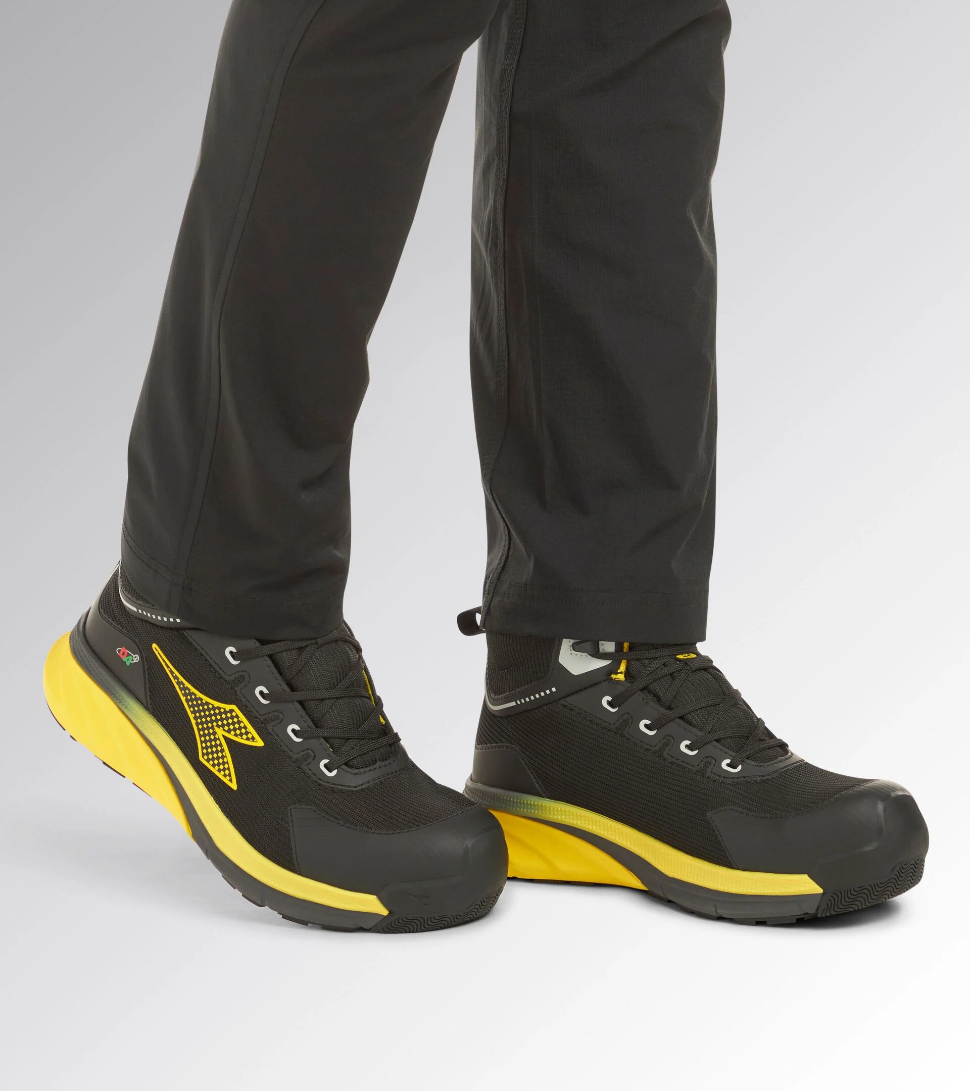 CHAUSSURES DE SÉCURITÉ VORTEX MID S3S DIADORA – Image 3