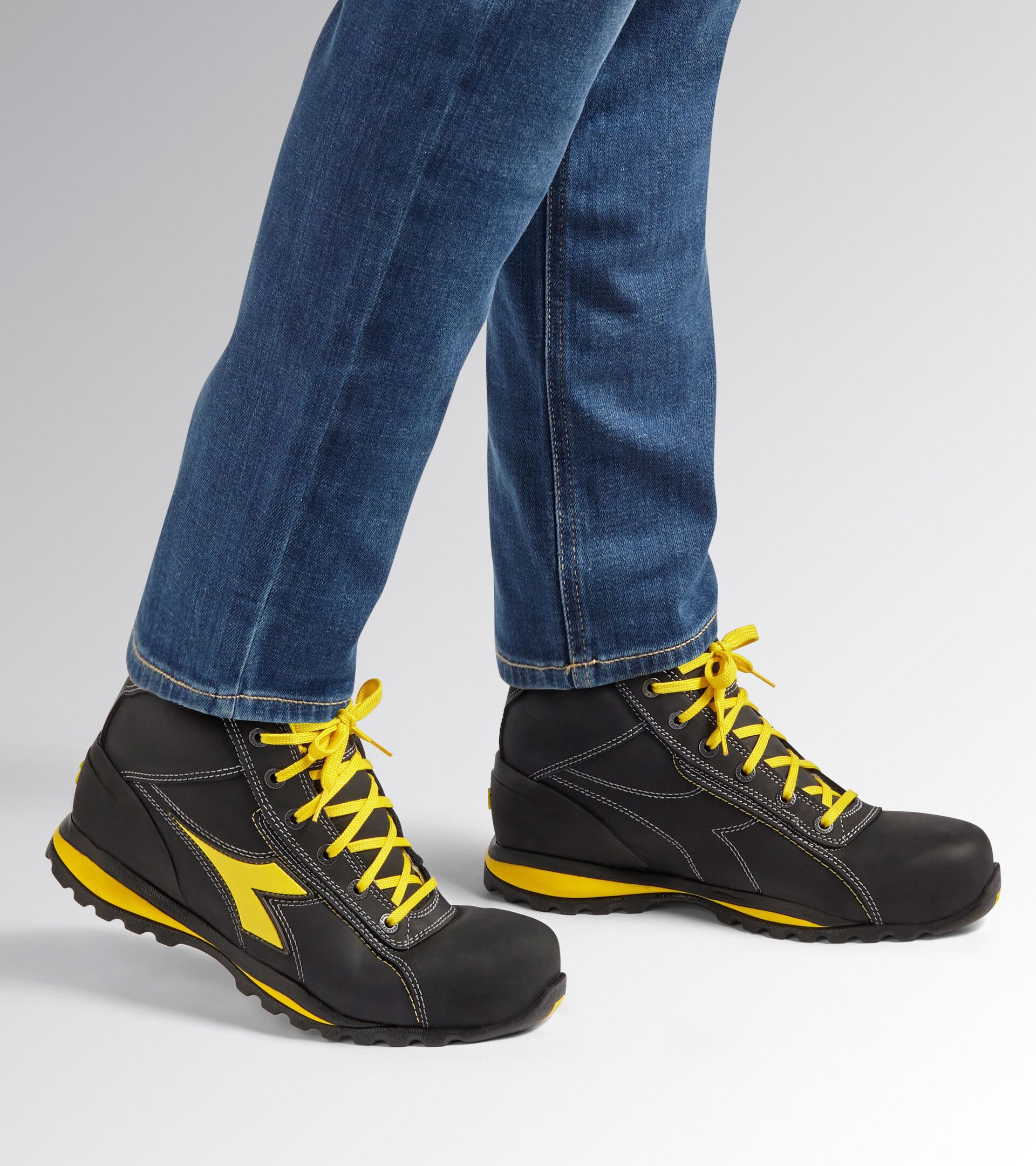 CHAUSSURES DE SÉCURITÉ GLOVE MID S3S DIADORA – Image 3